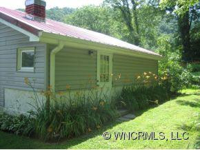 883 Price Town Road - Photo 2