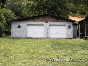 941 Bee Tree Road - Photo 2