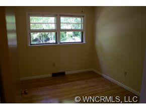 8 Ridge Avenue - Photo 11