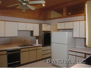 165 Apple Creek Road - Photo 3