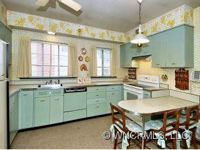 236 COUNTRY CLUB ROAD - Photo 4