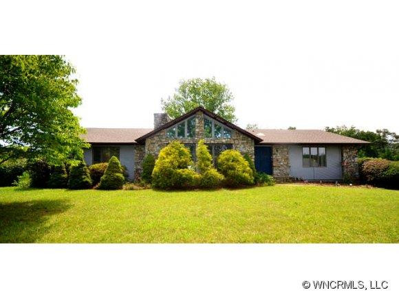 8 William Warren Drive
