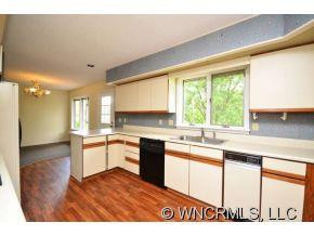 8 William Warren Drive - Photo 5