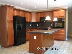 193 Goodview Drive - Photo 3