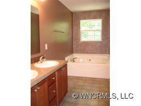 193 Goodview Drive - Photo 6