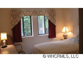 51 Lake Drive  N7 - Photo 2