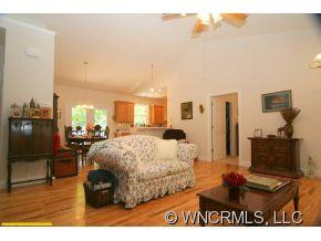 1503 E. Downing - Photo 4