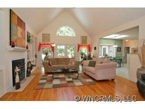 1110 BOWMAN ROAD - Photo 2