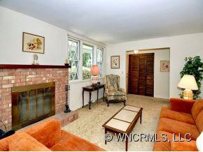 1027 WEST BLUE RIDGE ROAD - Photo 2