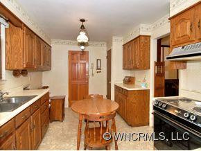1027 WEST BLUE RIDGE ROAD - Photo 5