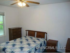 125 Round Mountain Road - Photo 4