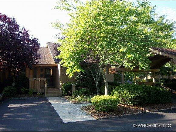 504 Red Oak Drive
