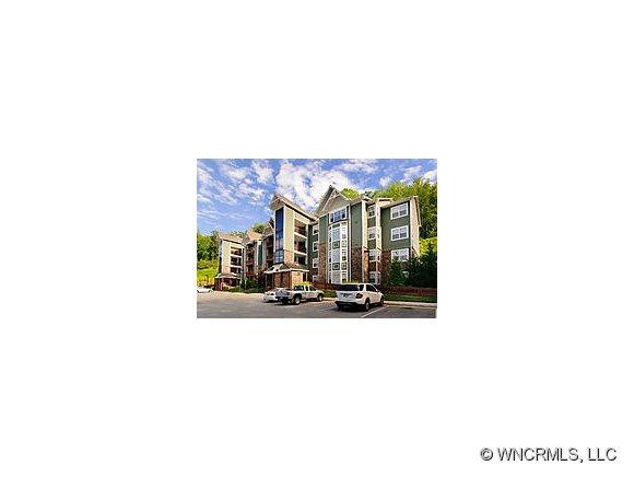 2000 Olde Eastwood Village #105  C