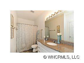 2000 Olde Eastwood Village #105  C - Photo 15