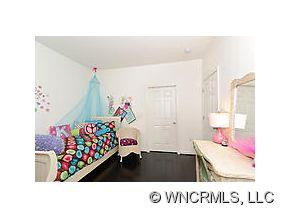 2000 Olde Eastwood Village #105  C - Photo 17