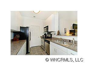 2000 Olde Eastwood Village #105  C - Photo 6