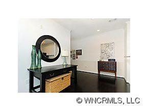 2000 Olde Eastwood Village #105  C - Photo 10