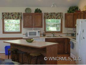 1008 Mountain View Street - Photo 4