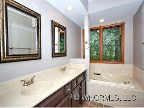 4 WHITE ROCK COURT - Photo 7