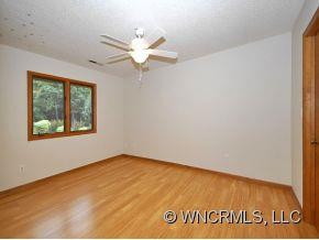 4 WHITE ROCK COURT - Photo 8
