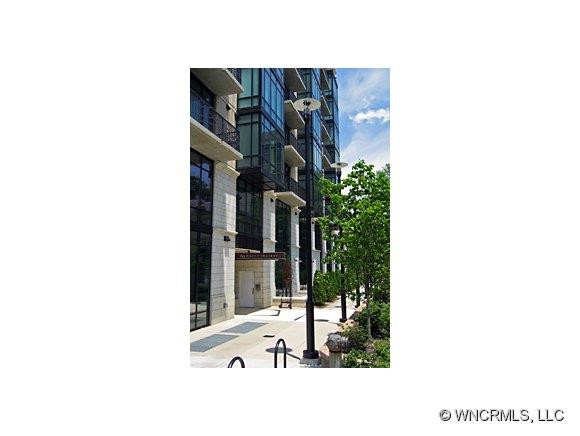 60 North Market #303