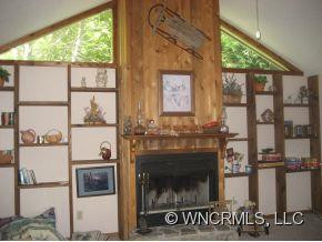 336 Falcon Crest - Photo 3