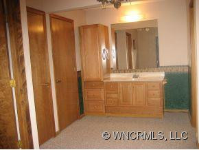 336 Falcon Crest - Photo 9
