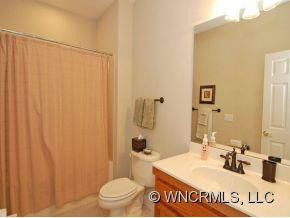 107/109 CHANCERY COURT - Photo 10