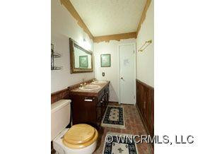 732 Mountain Cove Road - Photo 13