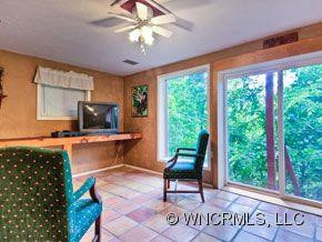 732 Mountain Cove Road - Photo 14