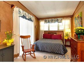 732 Mountain Cove Road - Photo 10