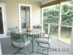 1052 SADDLEBROOK DR - Photo 11