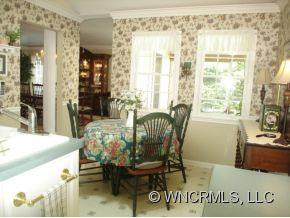 1052 SADDLEBROOK DR - Photo 14