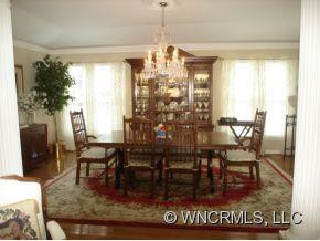 1052 SADDLEBROOK DR - Photo 5