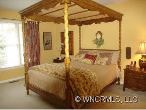 1052 SADDLEBROOK DR - Photo 6