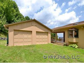 1250 HAWK RIDGE - Photo 16