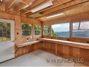 1250 HAWK RIDGE - Photo 17