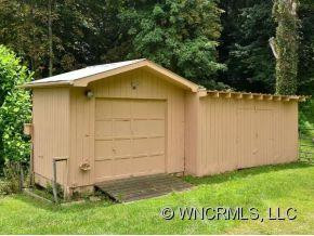 1250 HAWK RIDGE - Photo 19