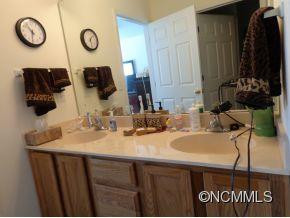 278 Castle Creek Drive - Photo 11