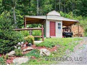1889 MAX PATCH ROAD - Photo 14