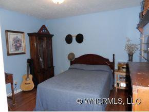 31 Indian Springs Drive - Photo 6