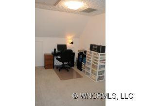 16 Columbia Circle - Photo 11