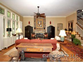 208 BEECHWOOD CIRCLE - Photo 3