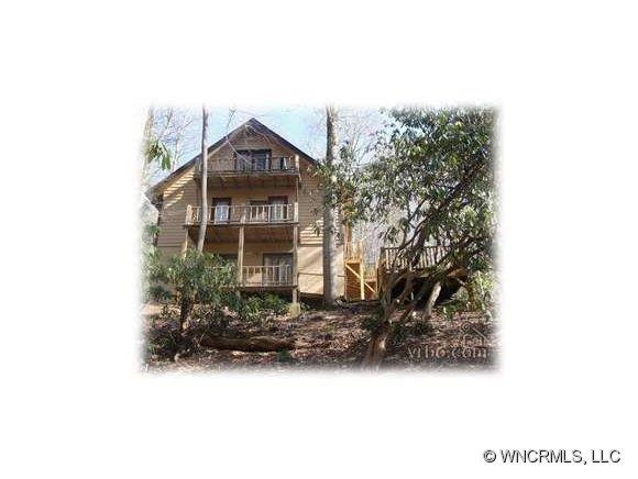 121 Creekside Dr.