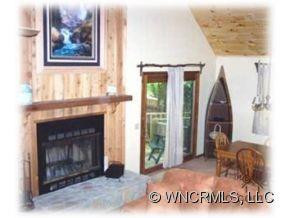 121 Creekside Dr. - Photo 2