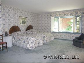 206 Glenroy Court - Photo 8