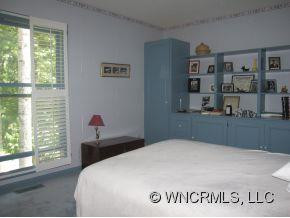 206 Glenroy Court - Photo 9