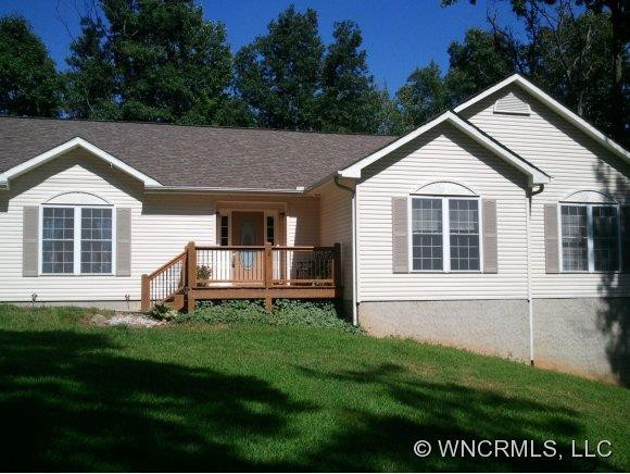 18 Howling Waite Ridge