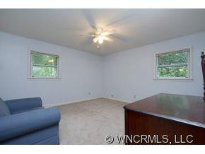 140 Millbrook Drive - Photo 7