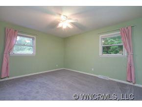 140 Millbrook Drive - Photo 9